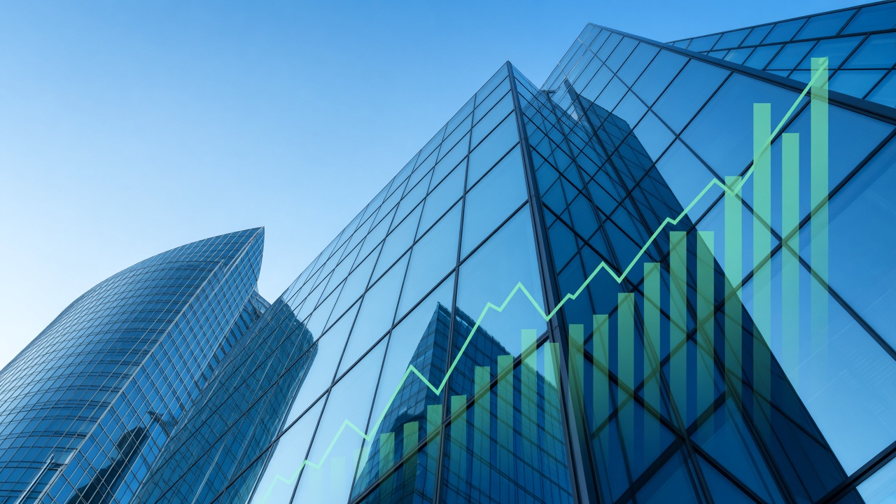 Strategy and Strive shares rally on 21 October 2026 as bitcoin trades near $84,800, its highest since 7 October