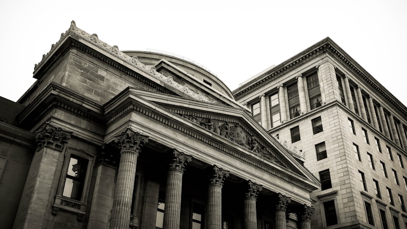 UK banks crypto Barclays HSBC Lloyds NatWest 2026